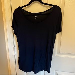 Gap tshirt